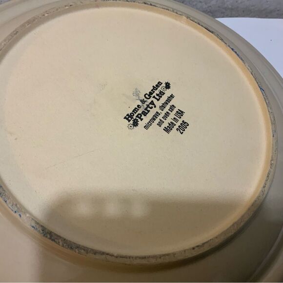 2004 Home & Garden Party 14” Pasta Serving Bowl - Picture 4 of 6